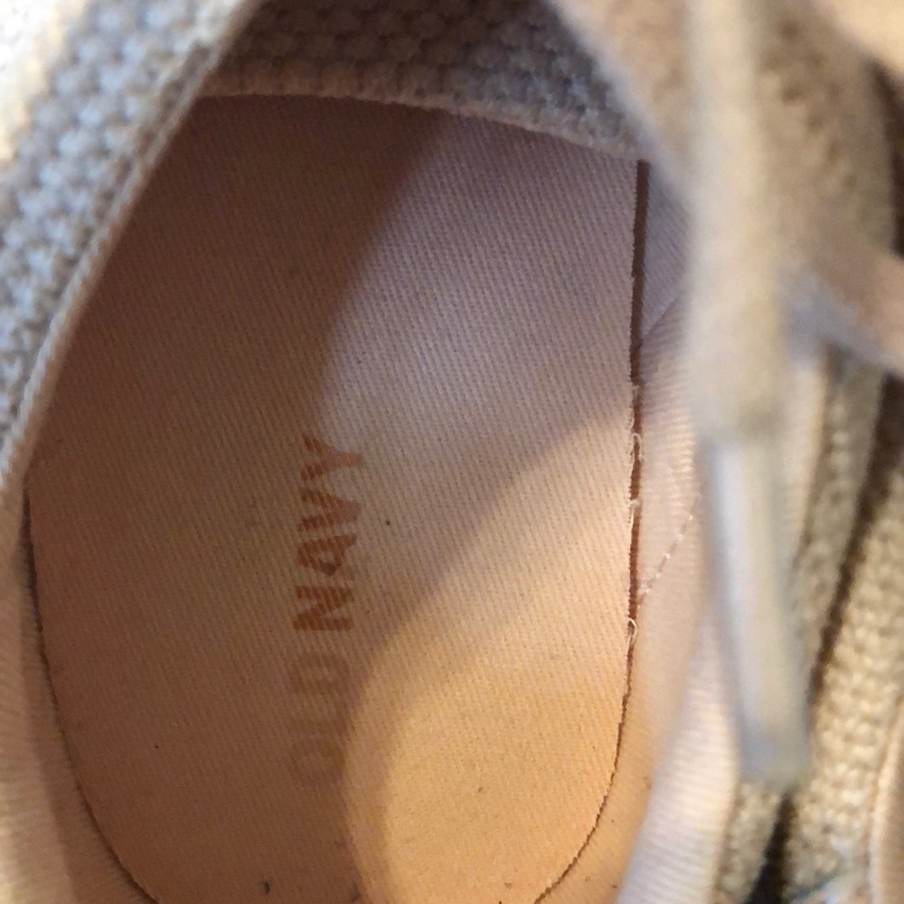 Shoes - Picture 2 of 4